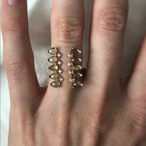 Tai tear drop Ring BRAND NEW